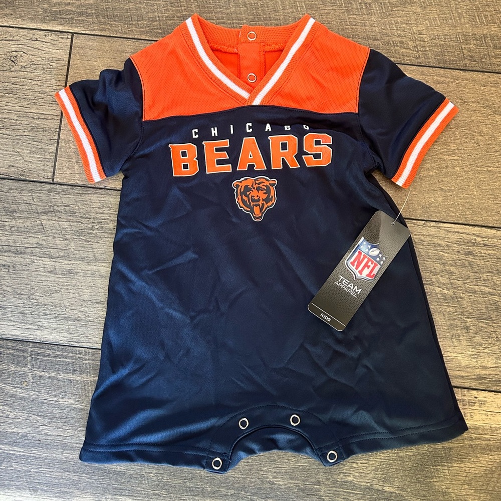 Chicago Bears NFL Football onesie. 12 M 100% polyester New never worn.